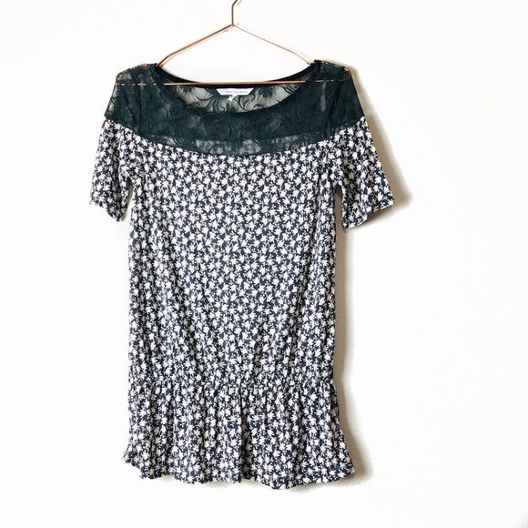 NWOT French Connection Birds Eye Print Lace Top - Picture 1 of 7